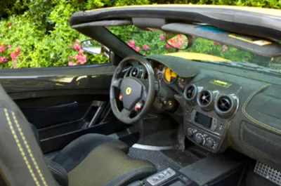 Scuderia Spider 16M